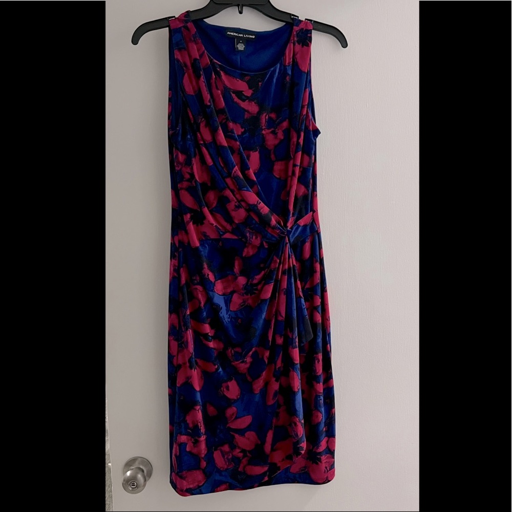 American Living Blue and Pink floral dress with side ruching size 8